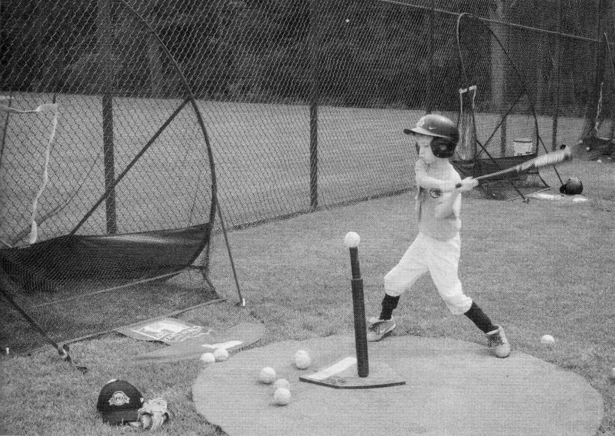 1.8 Tee Work Objective To develop proper weight shift; verbal cue: You have to go back to go forward. Setup Batting tee, bucket of balls, net, screen, or fence to hit into.