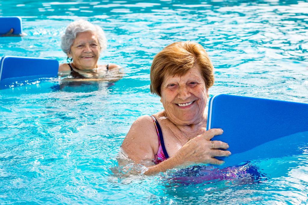 FOR HEALTHY LIVING ADULT AQUATICS SPRING 2 AND SUMMER SESSIONS Adult Aquatic Exercise Facility Members can take advantage of FREE aquatics classes.