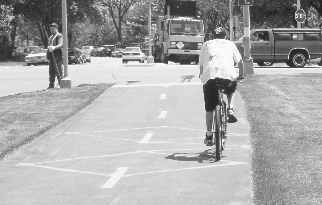 Key Recommendations Bicycle Facilities Planning and Development Ensure that demand-actuated (vs. pre-timed) traffic signals have bicycle-sensitive loop detectors.