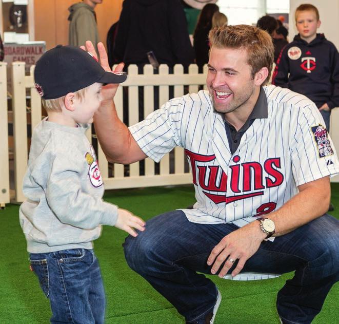2014 TWINS COMMUNITY FUND FUNDRAISING EVENTS TwinsFest January 24 26, 2014 Welcome Home Luncheon April 11, 2014 Split