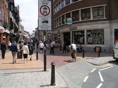 To encourage cyclists, direction signs (see section 2) or cycle road markings (see section 3.3) can be used in combination with the pedestrian zone sign.