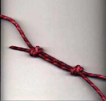 Flip the en4re joined rope over and do the same steps.