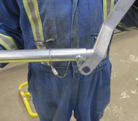 Trolley pin into the Spacer bar
