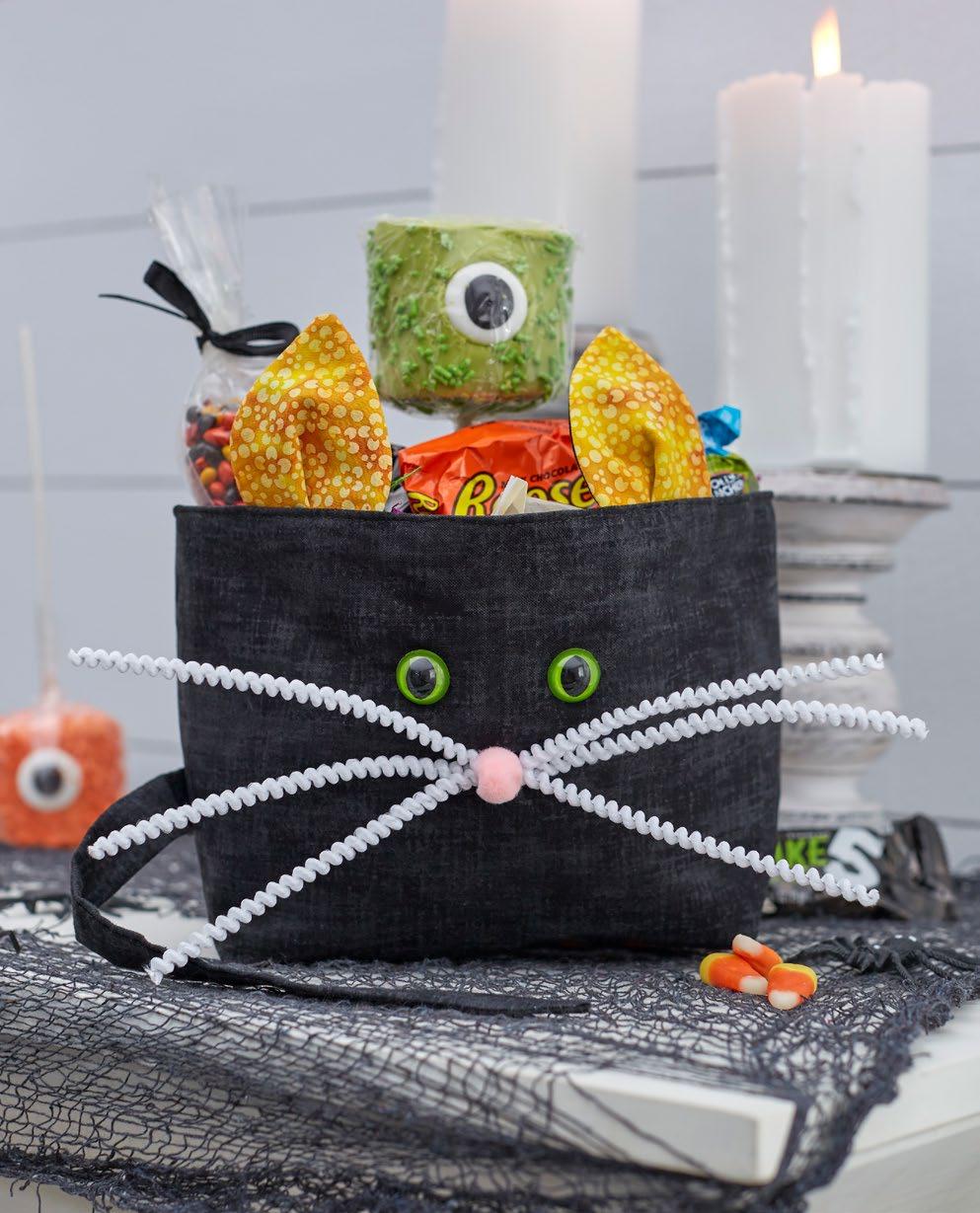 Halloween Black Cat Basket Technique: Designed By: Skill Level: Crafting Time: Finished size: Sewing, Fabric Crafting Linda Turner Griepentrog Intermediate An evening 6" (15.