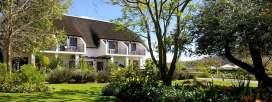 accommodation for 2 people including breakfast Value R6 250