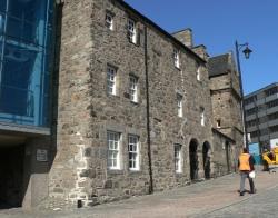 1 Aberdeen City: Davidson Links with Civic History The Burgh records and memorials at the Town House, and elsewhere across the City include many illustrious Davidsons, who