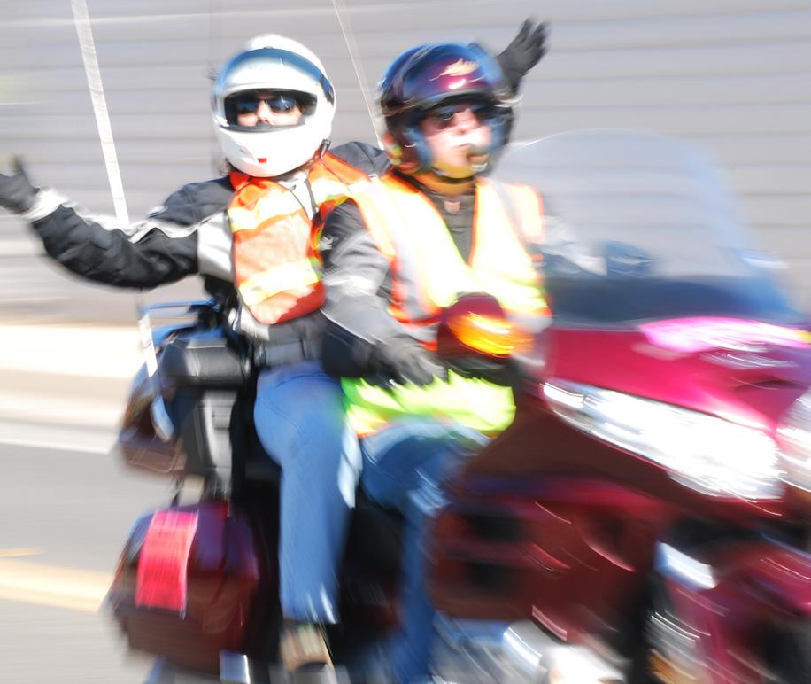 SUPPORT ALONG THE WAY There will be Safety & Gear (SAG) Vehicles and Ride Safety Marshals to help you along the route. Please be aware and ask them for help if needed.