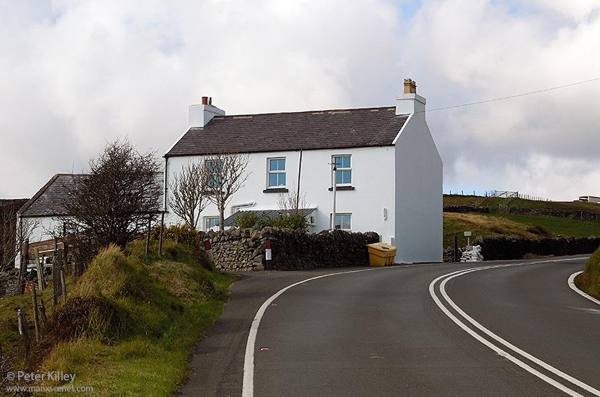 Kate s Cottage Creg-ny-Bar Creg-ny-Bar is a very popular vantage point for the TT spectators, with its fast down hill approach and tight right hand bend. There is a good gourmet pub at Creg-ny-Bar.