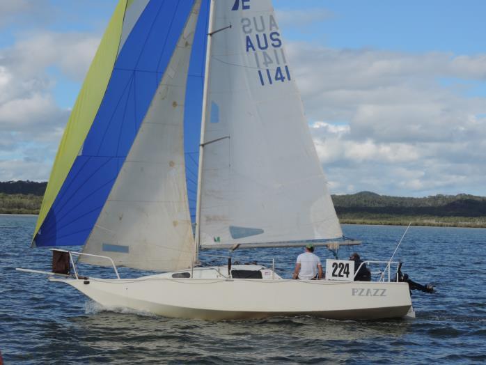 Bay to Bay 2015 Two boats from Keepit: Hey Jude (Stan and Grayem White, and Rob Cull) and Wagtail (Ian and Lyn Pine) sailed in the 35 th Race from Tin Can Bay to Hervey Bay in north winds up the