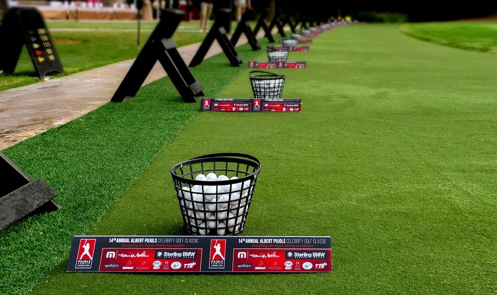 DRIVING RANGE SPONSOR OUTFITS ALL PRACTICE RANGE STATIONS 750 Birdie Rangers provide a fantastic way to promote sponsors using our simple tent-style rigid Coroplast dividers.