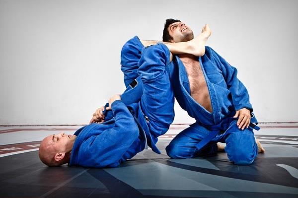 Brazilian Jiu Jitsu - Overview BJJ (Brazilian Jiu Jitsu) is believed to have originated in Brazil and is considered to be one of the best forms of martial arts in the world.