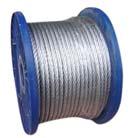 Stainless steel cable provides slightly lower tensile strength, but greater resistance to corrosion. Although its called Aircra Cable, it is not tested to meet the strict aircra tes ng standards.
