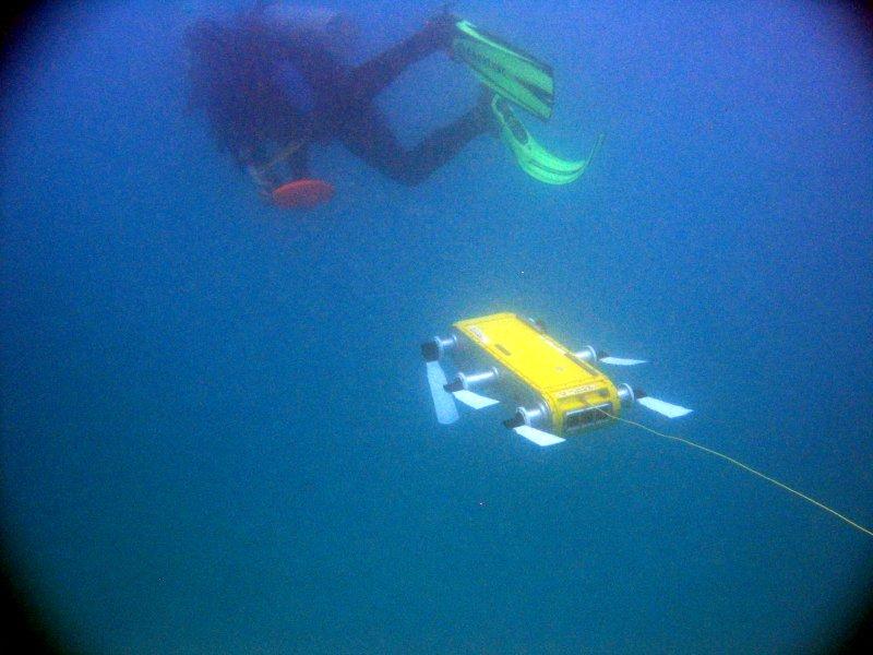 Where is your dive buddy: tracking humans underwater using spatio-temporal features Junaed Sattar and Gregory Dudek Centre for Intelligent Machines, McGill University, 3480 University Street,