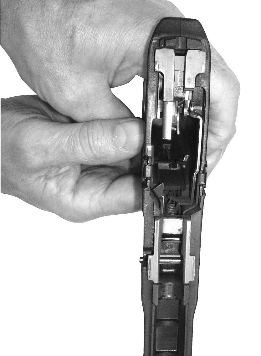 NEVER MANIPULATE ANY INTERNAL COMPONENTS BEYOND WHAT YOU ARE SPECIFICALLY INSTRUCTED TO DO IN THIS MANUAL SINCE THIS MAY AFFECT THE RELIABILITY, FUNCTIONING AND SAFETY OF YOUR HANDGUN.
