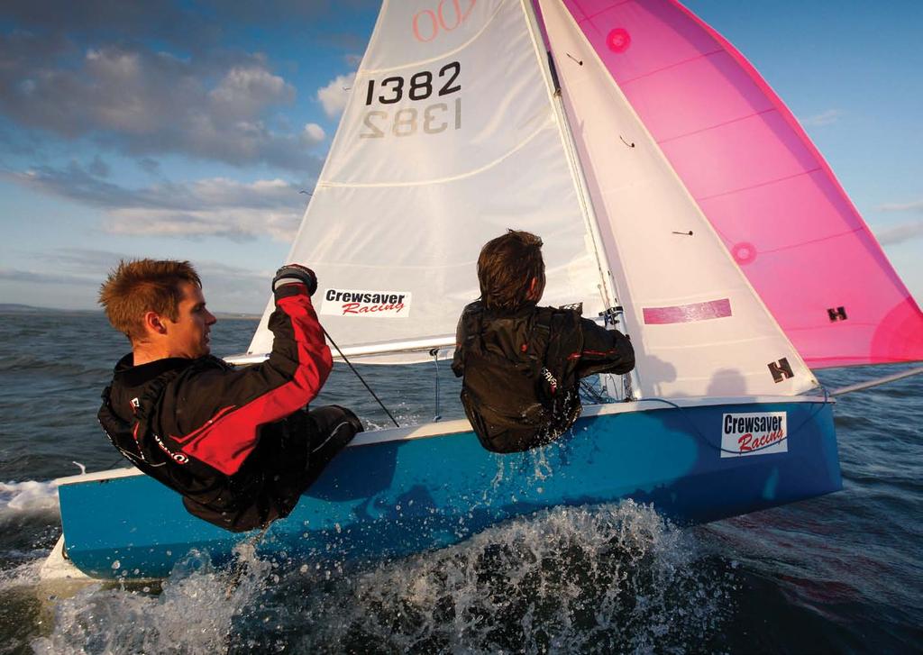 Spray Tops & Trousers Spray Tops & Trousers Crewsaver s range of Spray Tops and Trousers maximise mobility without compromising performance giving the ultimate system for year round sailing.