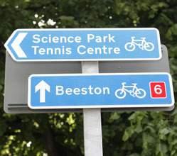 Destination(s) Distance and time Non-standard signs may be appropriate in certain situations: Castle Boulevard Nottingham Exeter National Cycle Network