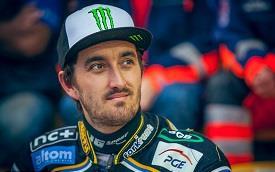 Chris Holder Chris Holder is a speedway rider from Australia who started his career with Isle of Wight Islanders team of UK.