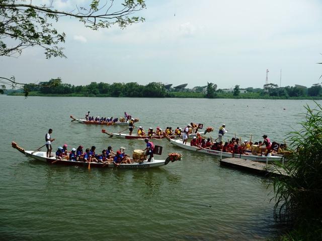 Club HDB Inter-Department Dragon Boat Race in Lower Seletar Reservoir 6 Dragon Boating Hours 6.