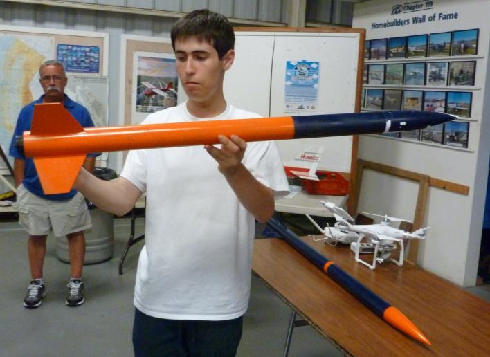 And now to Benno Kolland s adventures! Benno has been very active in the model rocketry field, and showed us two of his latest models.