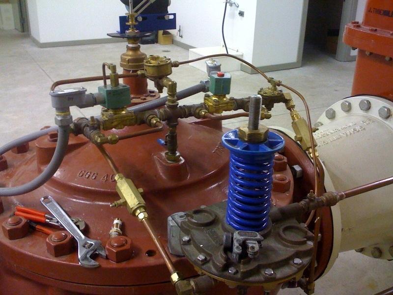 Metering Valves TYPES OF CONTROL VALVES Metering valves can have other functions as well This metering valve has an