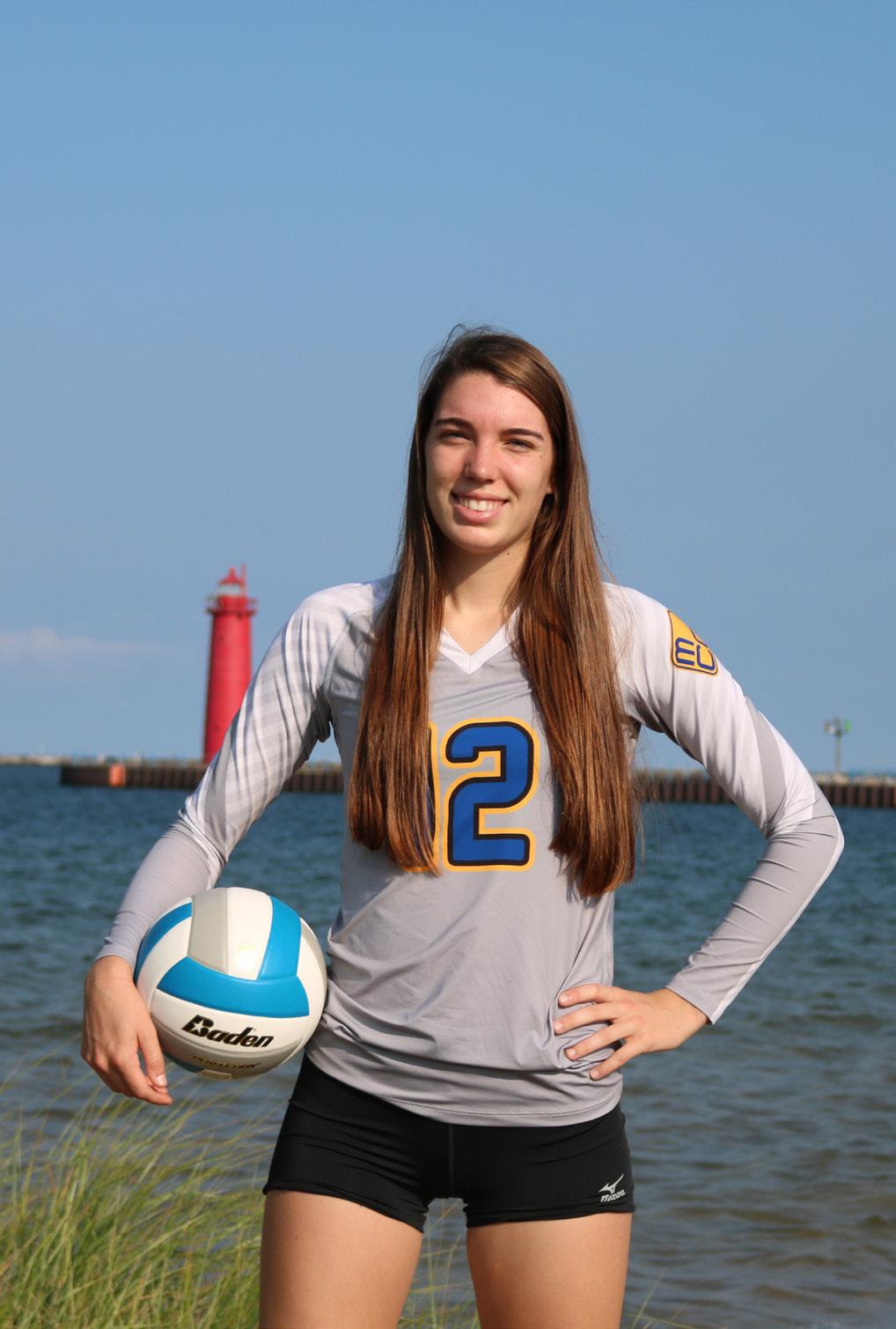 2017-2018 Women s Volleyball Team Name:... Amber Jacobs Height:...6 0 Position:...Outside/Right Side Parents:...Mark & Diane Jacobs Hometown:...Ravenna, MI High School:.