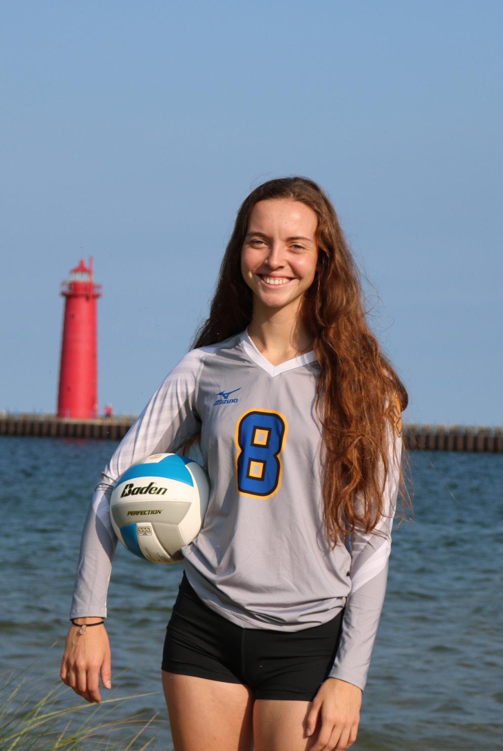 2017-2018 Women s Volleyball Team Name:... Katie Veihl Height:...5 10 Position:... Setter/Outside/Right Side Parents:... Dave & Jeanine Veihl Hometown:...Fruitport, MI High School:.
