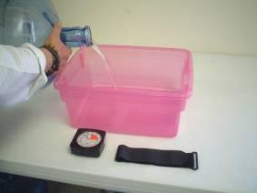 18. Step 1 Fill two adequately sized containers (for the number of altimeters to be rinsed) with tap, bottled or filtered water. 19. Step 2 Remove wrist strap.
