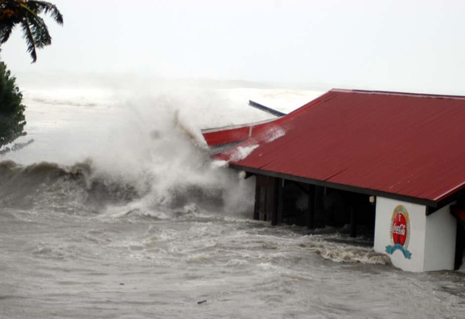 Meena's storm surge Avarua