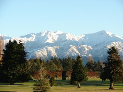 This par 72 park land layout offers many water hazards and out of bounds generally means recovering your golf ball from one of the local wineries. Day 8 Wednesday 10 January 2018 Kaikoura in port 8.