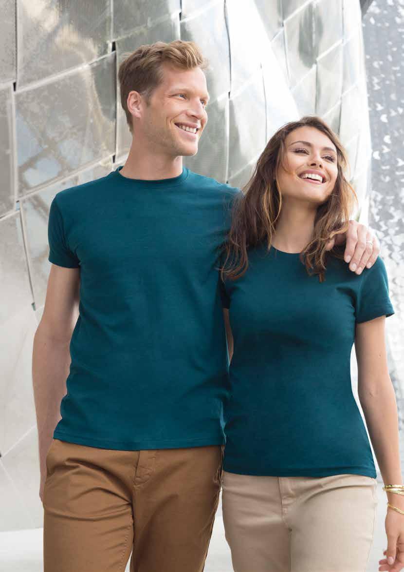 L190 Page 38 L191 Page 38 BASIC T-SHIRTS ROUNDNECK LIGHTWEIGHT // up to 150 gsm.