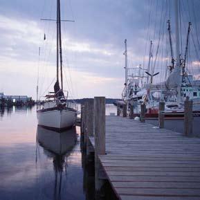 In addition to the sound towns are small fishing villages like Wanchese, Englehard, Atlantic, and Oriental, all of which front onto Pamlico Sound.