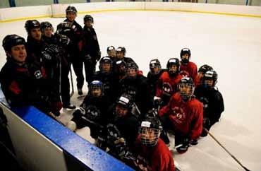 Coaching Innovation The Merits of One-on-One Coaching Throughout the year, there are many group hockey development programs to choose from: power skating, player development, checking, 3 on 3 and