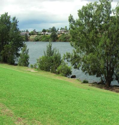 HOW HAWKESBURY TO GET THERE RIVER Yarramundi to Wiseman s Ferry This canoe trail can be travelled in any direction, but it is best travelled with the tide. Tide times can be checked on http://www.
