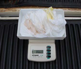 Be sure to measure only the weight of the bait and not the weight of the plastic holding tray or trash bag. There are two ways to measure just the weight of the bait.