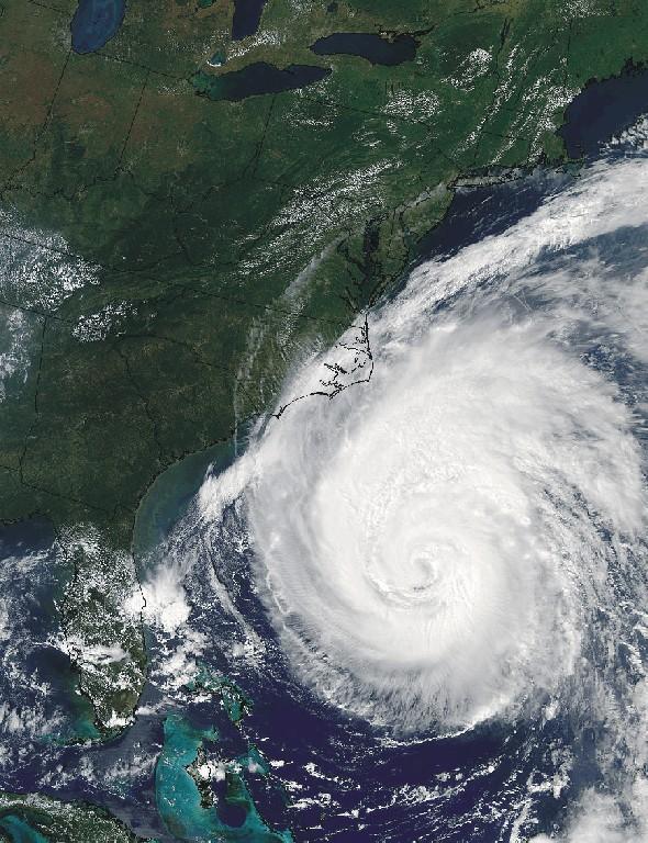Hurricane Isabel - September 17 @ 1824 UTC Image courtesy of MODIS Rapid Response Project at NASA/GSFC 44013 BUZM3 Episodic Events, such as hurricanes, provide examples of wave changes ALSN6 44018