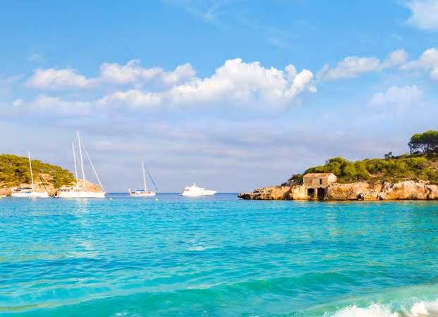 LOCATION SPAIN PALMA MALLORCA MANACOR MALLORCA (Balearic Islands) A privileged Mediterranean climate all year round and paradisiac beaches of crystalline waters are some of the main attractions of