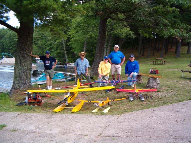 August, 2004 Minneapolis, Minnesota U.S.A. Page 5 Conrad brought the only electric a Sparky -- and he and Jim Siren, Wisconsin Hosts Float Fly Ronhovde put several flights on the Five TCRC members
