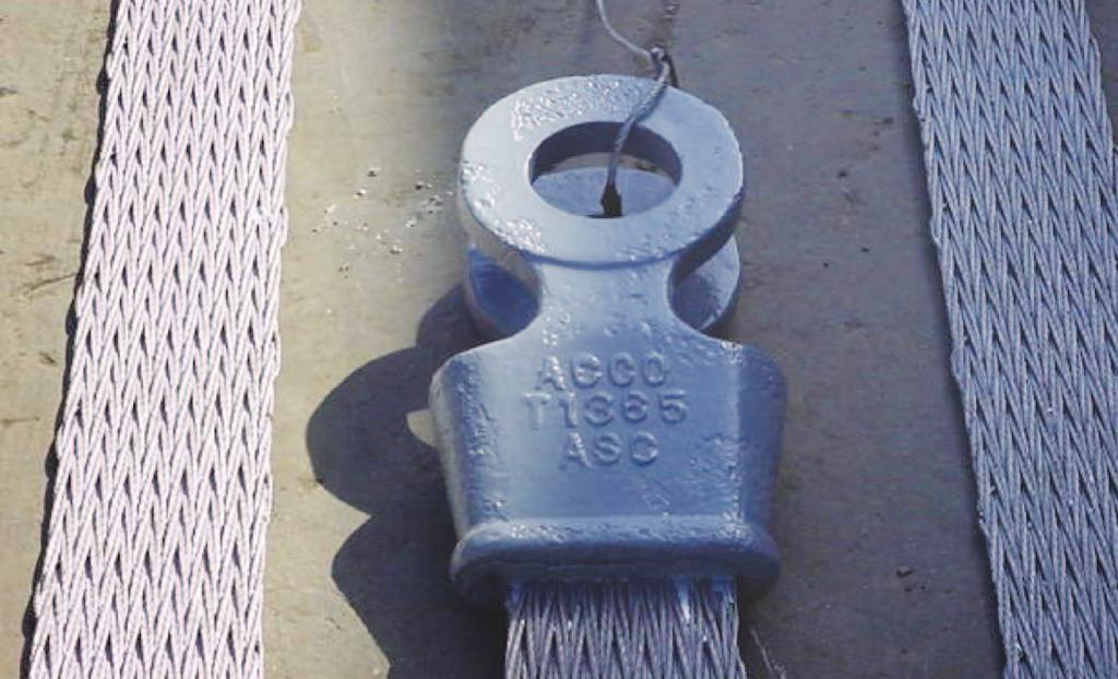 When the sewing wires are worn out, the flat rope may be resewed in the field with new wire. Damaged or worn four strand ropes can be replaced at that time.