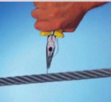 7. WIRE ROPE MAINTENANCE (GENERAL) 7.4 REMOVAL OF BROKEN WIRE ENDS Protruding wire ends may damage neighboring wires and affect the normal travel of the wire rope. They should be removed.