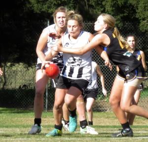 Midfielder Sarah Kerr, who played in all three grading games, nine home and away matches and the semi, finished second with 68 votes.