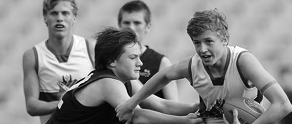AFL YOUTH FOOTBALL (YEARS 7 9) 15-a-side or 18-a-side: community club and school competitions Key Principles Fun and safe, Play with mates, Focus on developing skills and tactics, Modified rules,