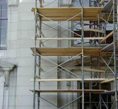 May not be the safest way Scaffold Erection & Dismantling Competent Person Determines Where Fall Protection is