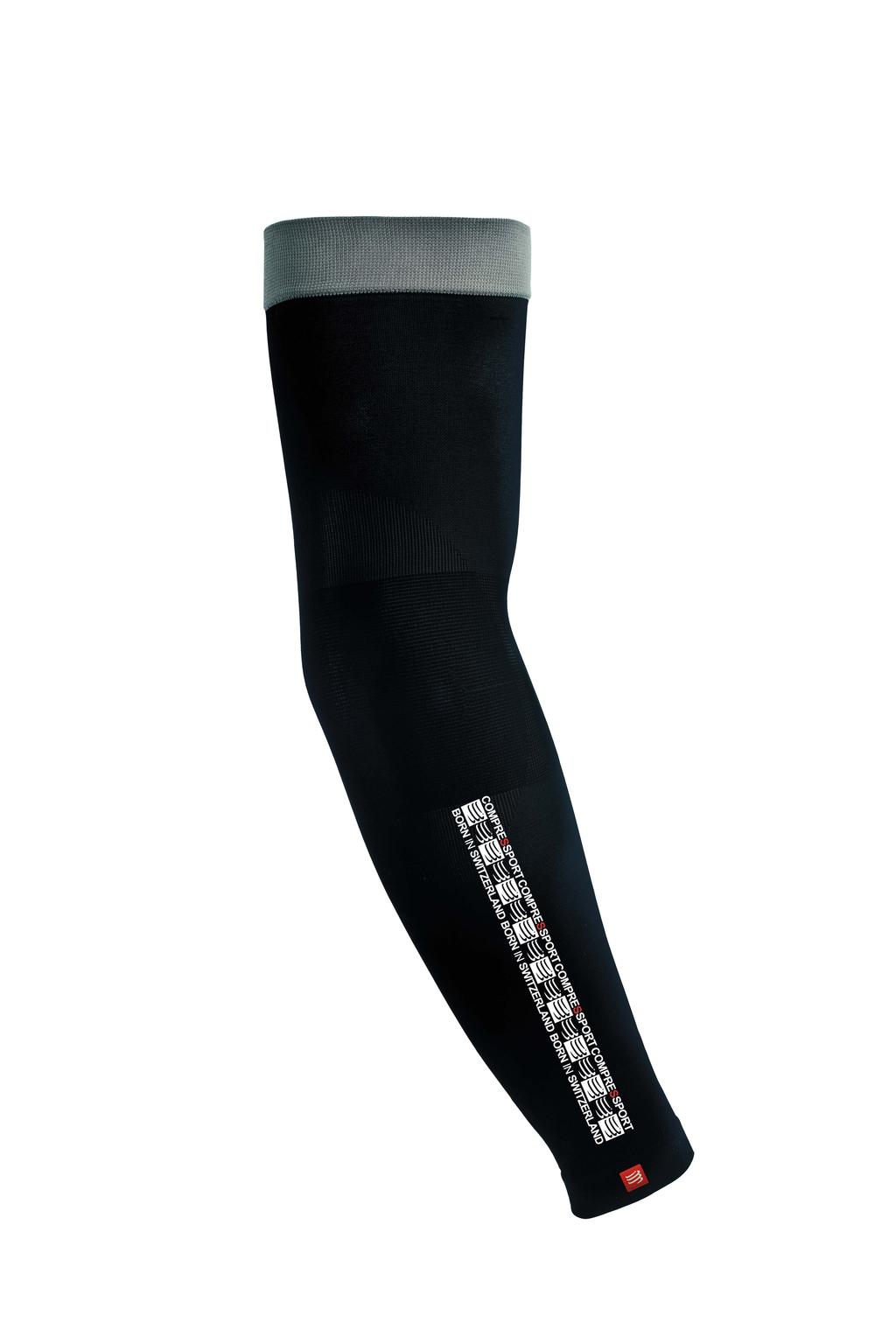E AS ERY PRESSRFEEBRLUA 2013 ARMFORCE Armsleeves Colours :Black / White Sizes : 1-2-3-4 Recommended retail price = 29 PRORACING ARMSLEEVE Colours : Black / White Sizes : 1-2-3-4 Recommended retail