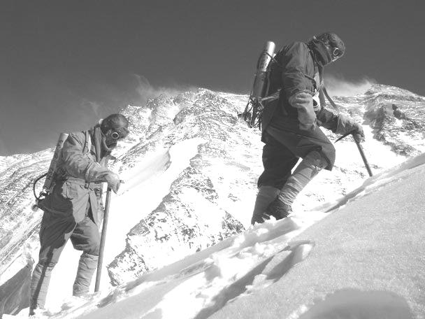 Who reached Mt. Everest first Missing photograph mystery? S. Nandargi and O.N. Dhar Odell reached Camp VI at about 2.00 p.m. and at that time a snow blizzard raged over the mountain.