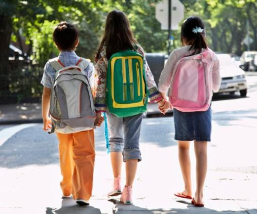 habits among Victorian primary school children by encouraging them to walk to and from school