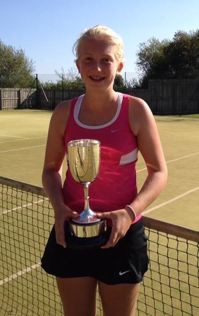 Rebecca has also enjoyed playing in our 1st mixed team who won the Driffield League & our Ladies 1st Team which successfully maintained their place in Division 1 of the York League.