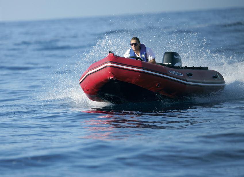 Futura The high-performance inflatable ZODIAC technology designed the patented FUTURA hull.