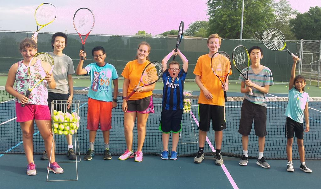 YOUTH TENNIS LESSONS Junior Ages: 7-17 Learn to play or improve your tennis game with the Park District s experienced staff.