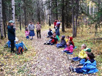LEARNING ABOUT AND CONNECTING TO THE NATURAL WORLD kudrqi duniaw bwry is~kxw Aqy smbmd pydw krnw Learning about nature in parks pwrkw iv~c kudrq bwry is~kxw Parks and protected