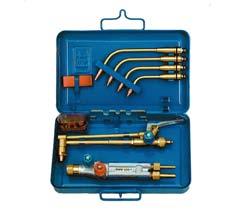 4 Cutting and Welding Kits and Accessories Welding Kit Standard Equipment Suitable for welding, cutting, flame heating, torch soldering and flame straightening for low working ranges.